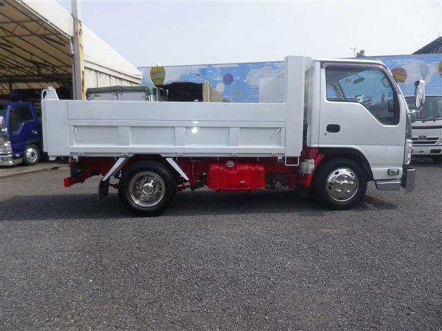 Isuzu Elf 4