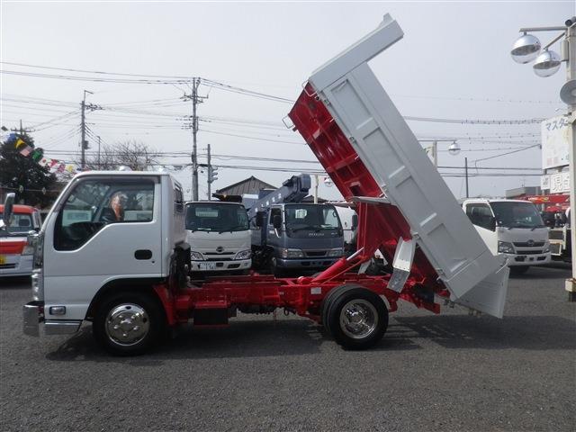 Isuzu Elf 9