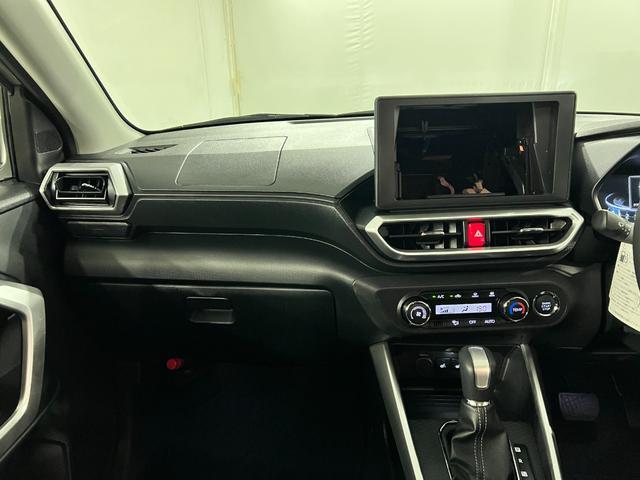 Daihatsu Rocky 6