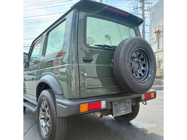 Suzuki Jimny Sierra 4