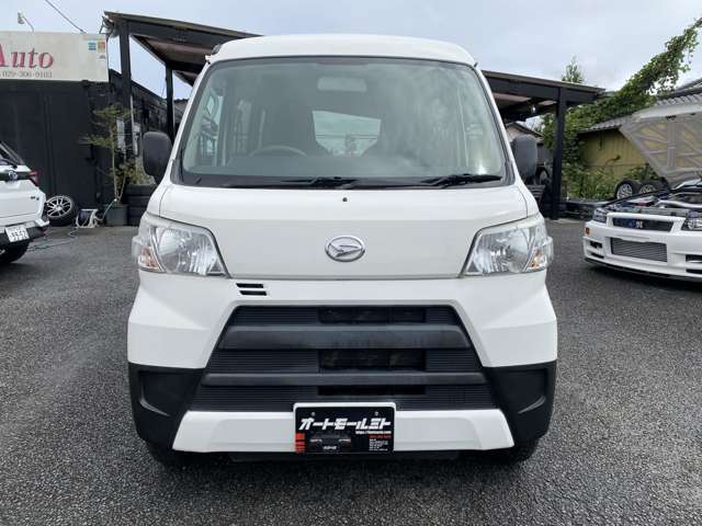 Daihatsu Hijet Cargo 6