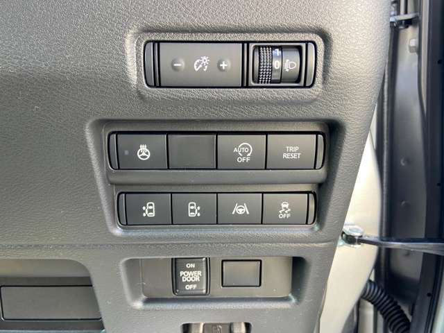 Mitsubishi Delica Mini 4
