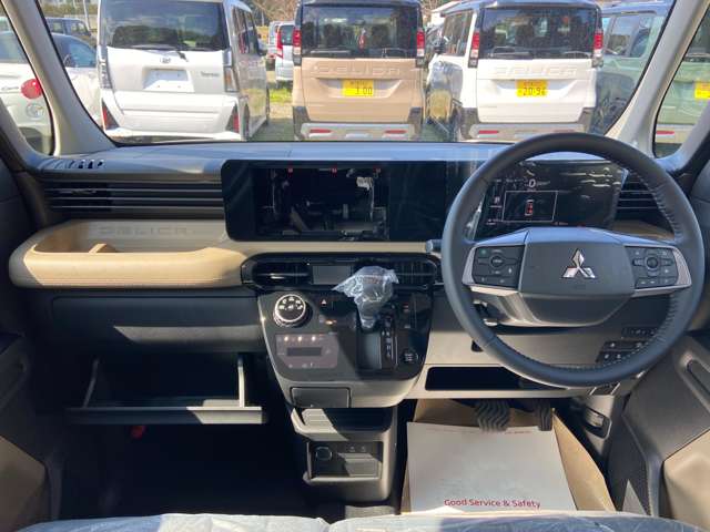 Mitsubishi Delica Mini 10