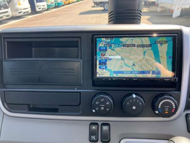 Mitsubishi Fuso Canter 12