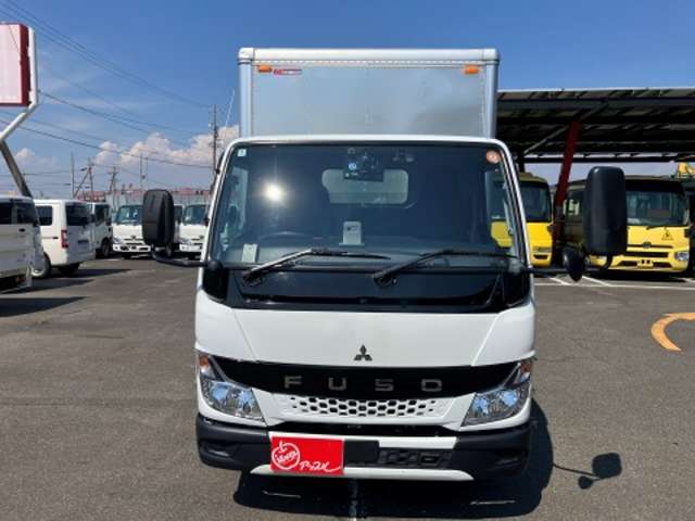 Mitsubishi Fuso Canter 4