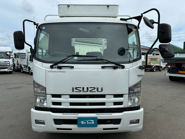 Isuzu Forward 8