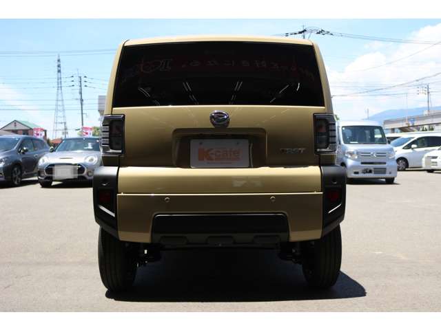 Daihatsu Taft 9