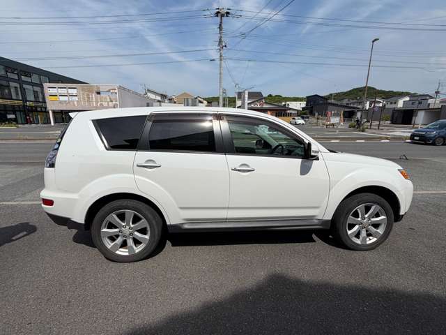 Mitsubishi Outlander 5