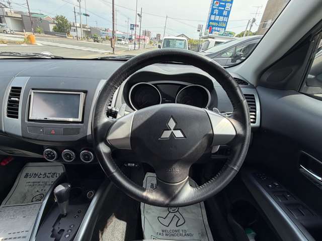 Mitsubishi Outlander 10