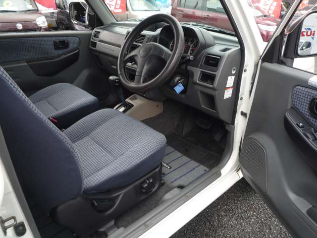 Mitsubishi Pajero Mini 10