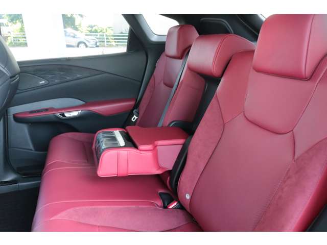 Lexus RX 10