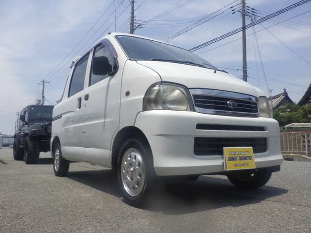 Daihatsu Hijet Deck Van 9
