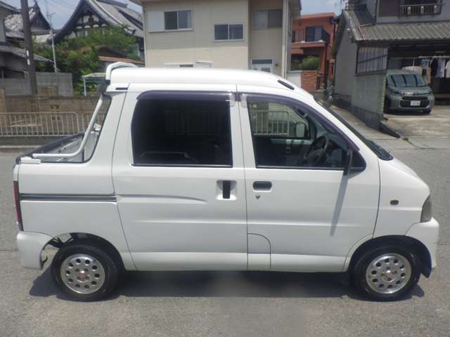 Daihatsu Hijet Deck Van 10