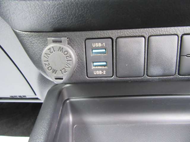 Toyota Hilux 8