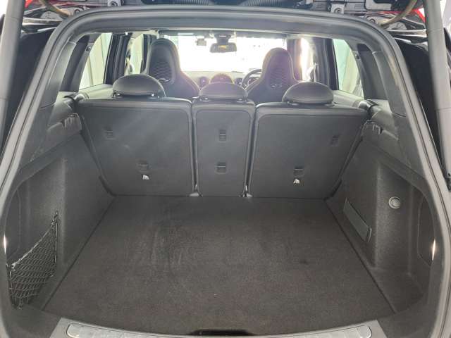 MINI Crossover 7