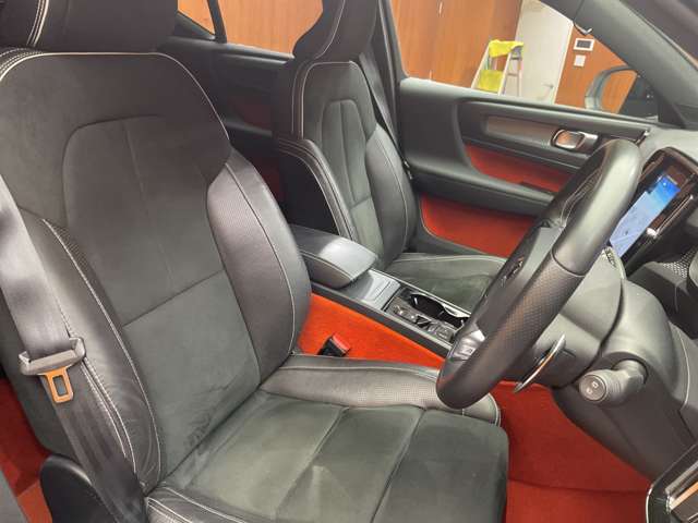 Volvo XC40 6