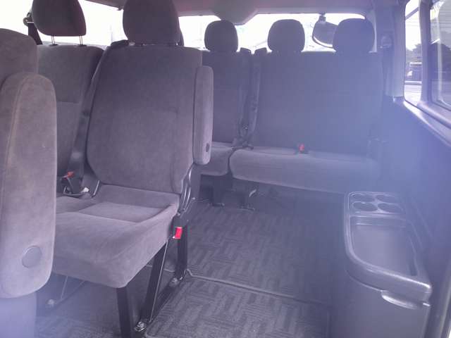 Toyota Hiace 11