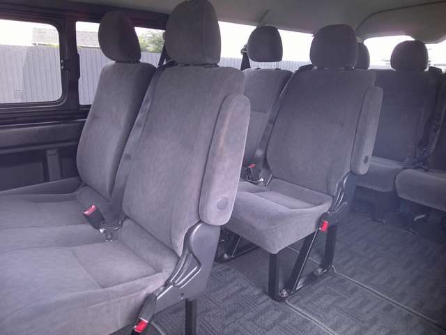 Toyota Hiace 10