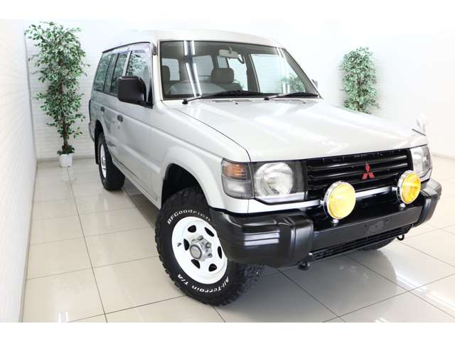 Mitsubishi Pajero 2