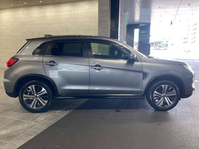Mitsubishi RVR 6
