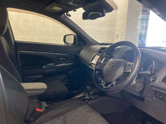 Mitsubishi RVR 8