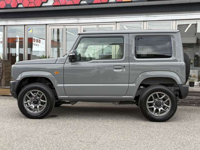 Suzuki Jimny 4