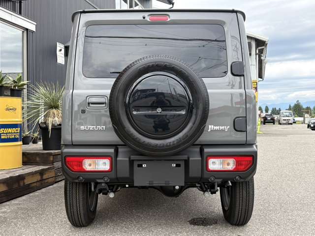 Suzuki Jimny 6