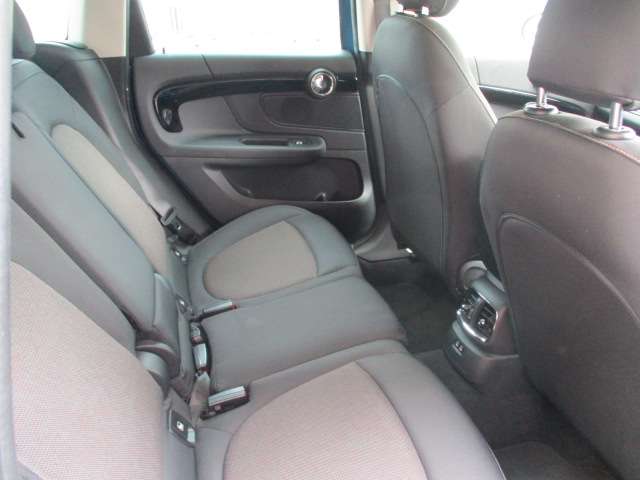 MINI Crossover 6