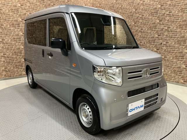 Honda N-VAN 8