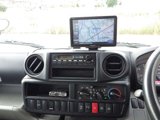 Toyota Toyoace 12