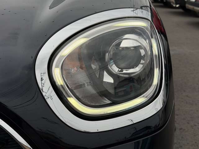 MINI Crossover 9