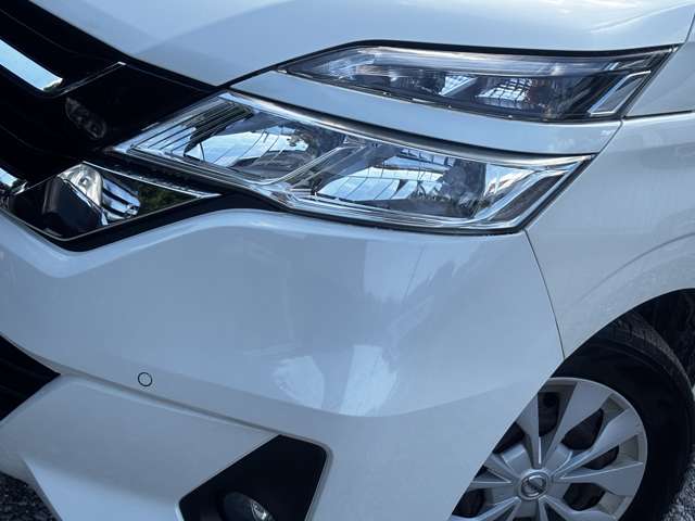 Nissan Serena 5