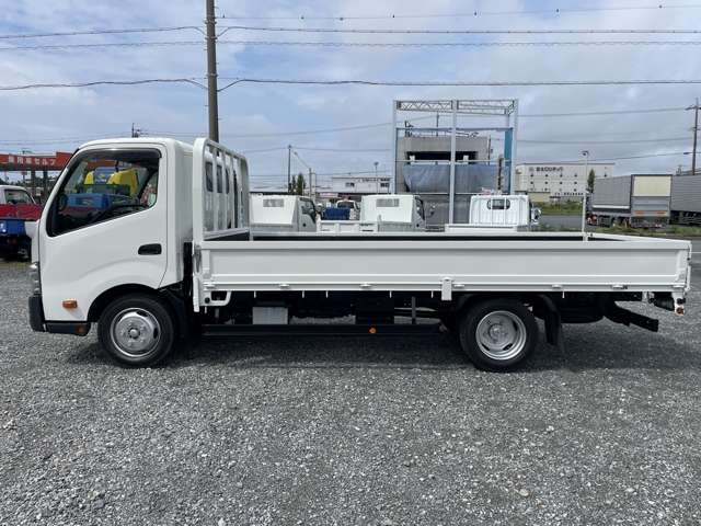 Hino Dutro 6
