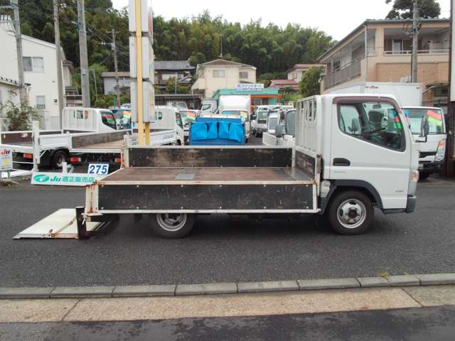 Mitsubishi Fuso Canter 7