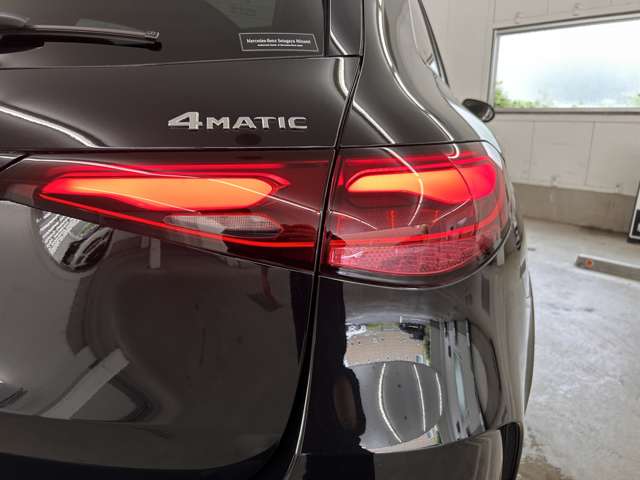 Mercedes-Benz GLC 12
