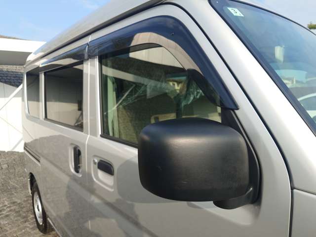 Mitsubishi Minicab Van 5