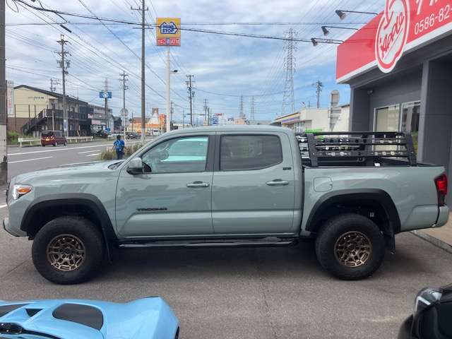 Toyota Tacoma 5