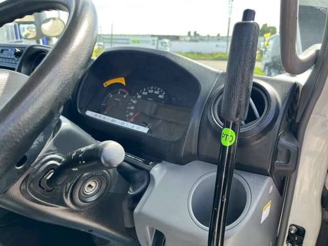 Hino Dutro 11