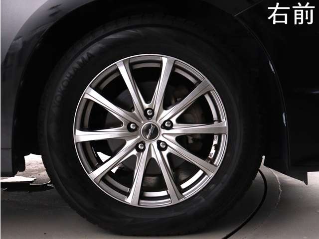 Toyota Vellfire 12