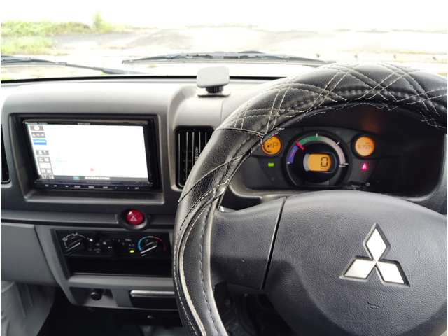 Mitsubishi Minicab MiEV 11