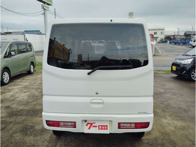Mitsubishi Minicab MiEV 7