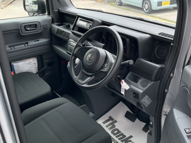 Honda N-VAN 8