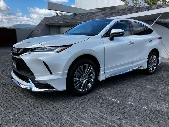 Toyota Harrier 2