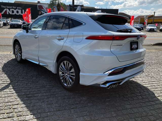 Toyota Harrier 3