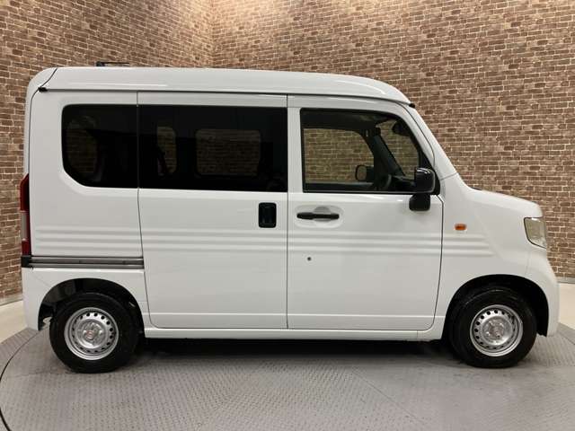 Honda N-VAN 9