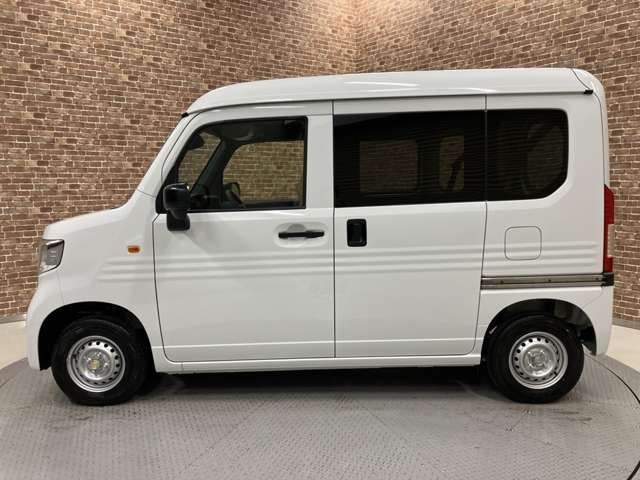 Honda N-VAN 10