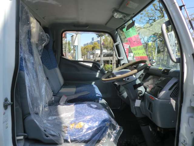 Mitsubishi Fuso Canter 10