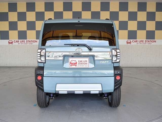 Daihatsu Taft 12