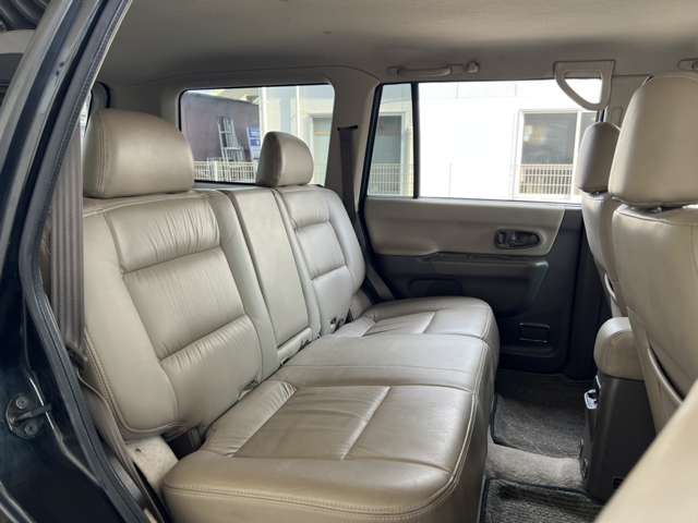 Mitsubishi Challenger 11