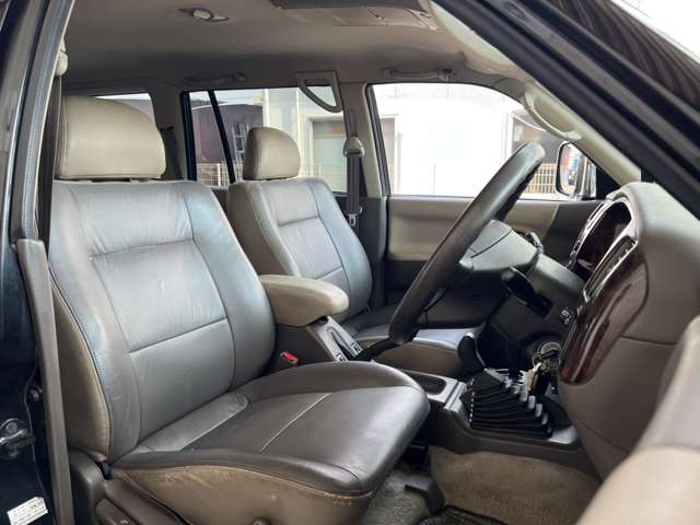 Mitsubishi Challenger 5